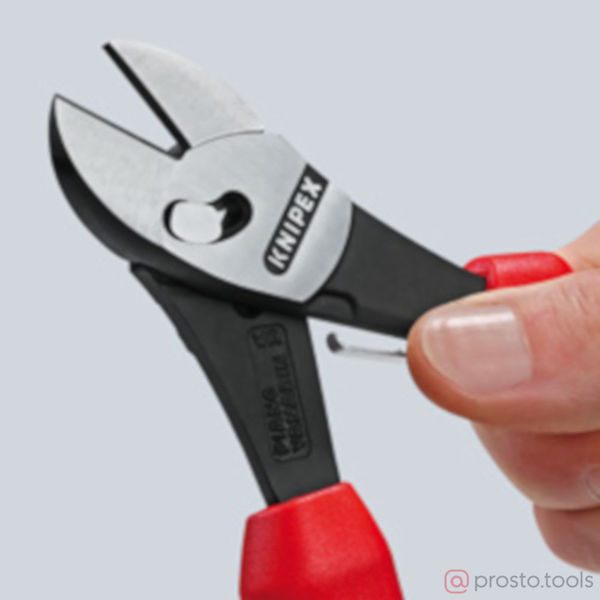 Изображение Кусачки боковые 180 мм TwinForce фосфатированные, черного цвета //KNIPEX